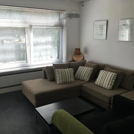 Appartement 55M2 Met Veranda En Dakterras Aan De Zuid-Willemsvaart Den Bosch Apartment