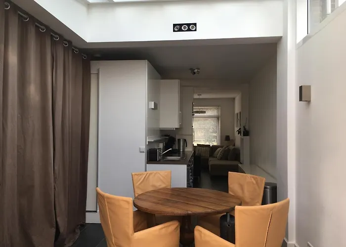 Aan De Zuid-willemsvaart Den Bosch Apartment