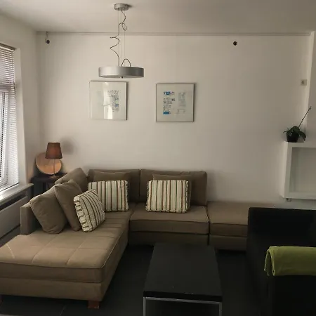 Aan De Zuid-willemsvaart Den Bosch Apartmán
